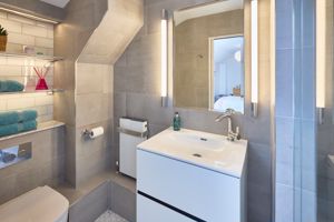 Photo 28- click for photo gallery